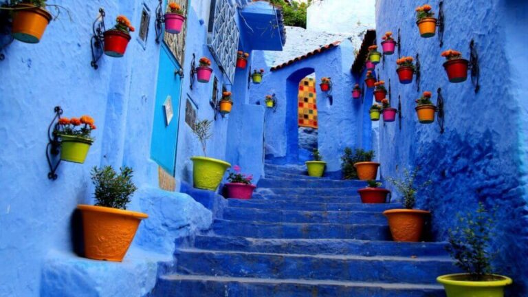 Guide de Voyage à Chefchaouen : La Ville Bleue du Maroc