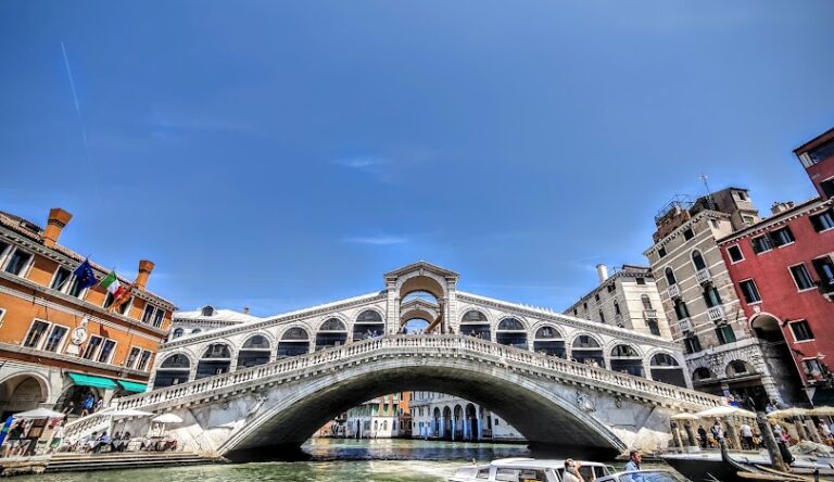 Venise : La Ville de l’Amour Éternel Venise : La Ville de l’Amour Éternel