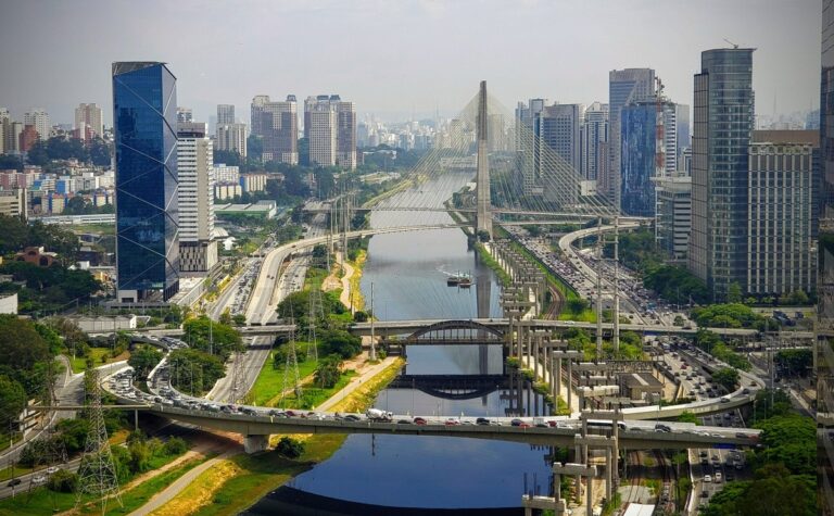 Guide de Voyage à São Paulo : Explorez la Métropole Brésilienne